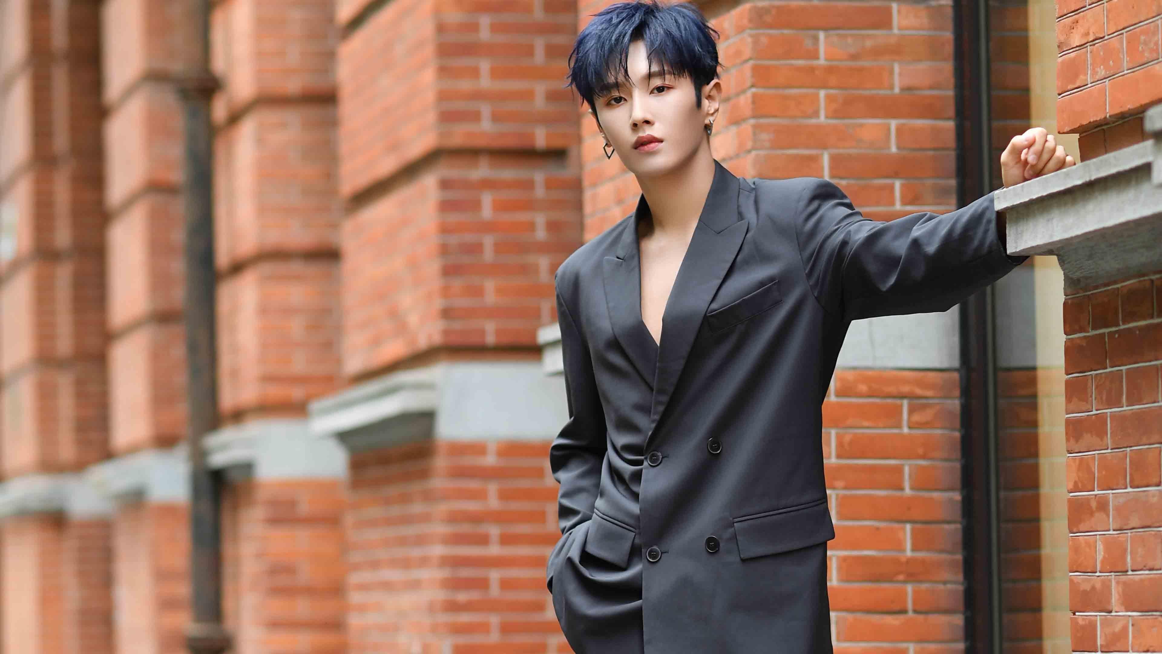 杰伦格林关键时刻显神威,雄鹿淘汰灰熊晋级之路再添辉煌