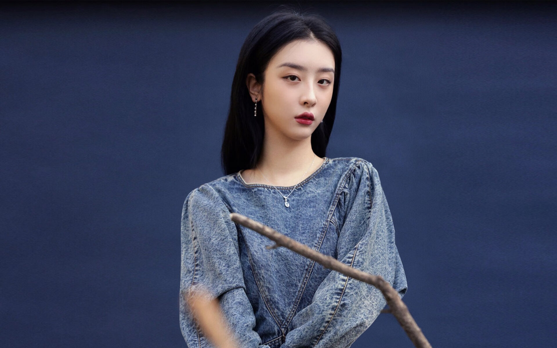 凯尔特人连续得分狂潮淹没骑士，福克斯化身关键先生掌控生死时刻