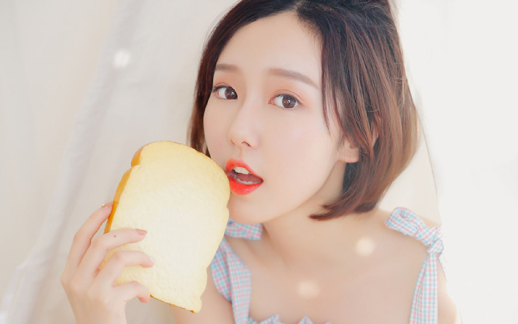 开云体育中国-重围之下，破茧成蝶，李刚仁的巴黎之夜